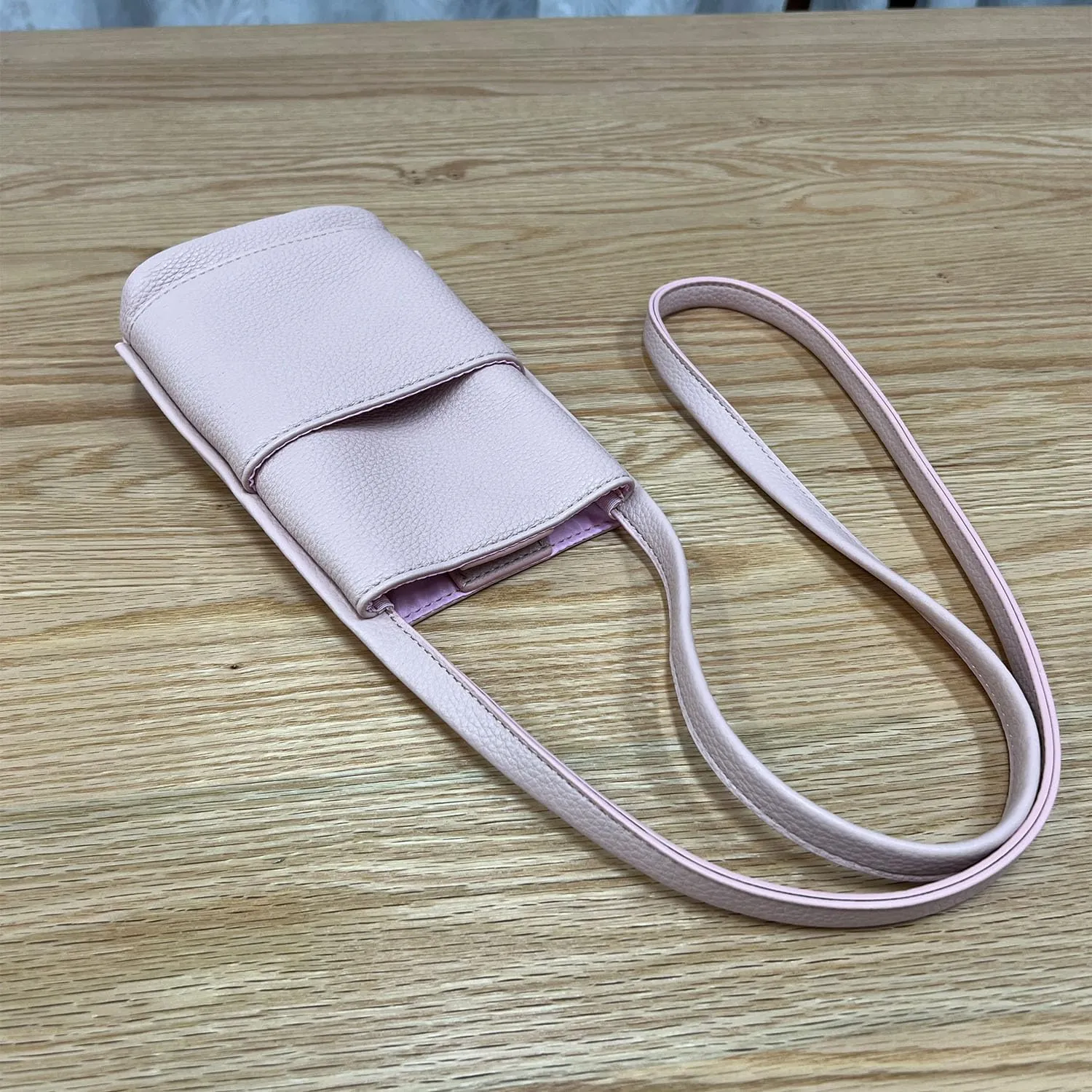 Crossbody Bag Small Crossbody Purse for Women Trendy Adjustable shoulder straps