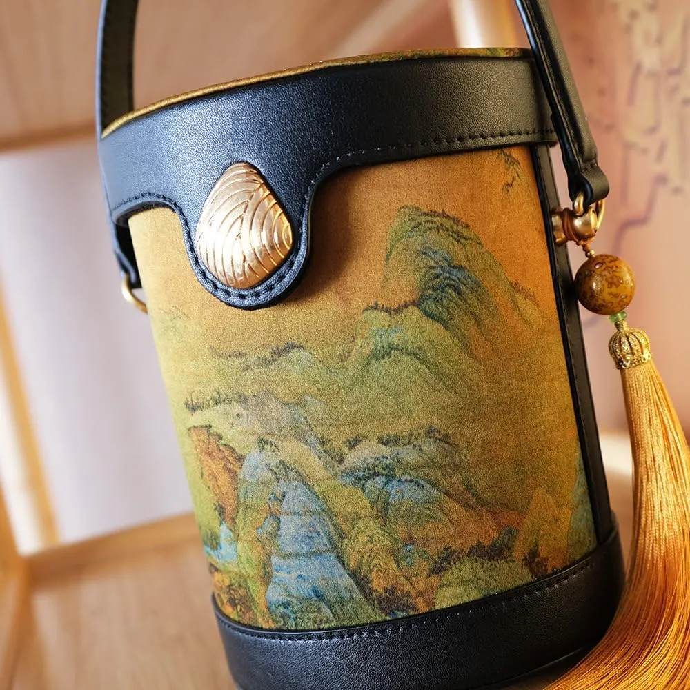 Leather Cowhide Bucket Bag Crossbody Bag for Women Fashion Cylinder Clutch Bag Tassel Handbag
