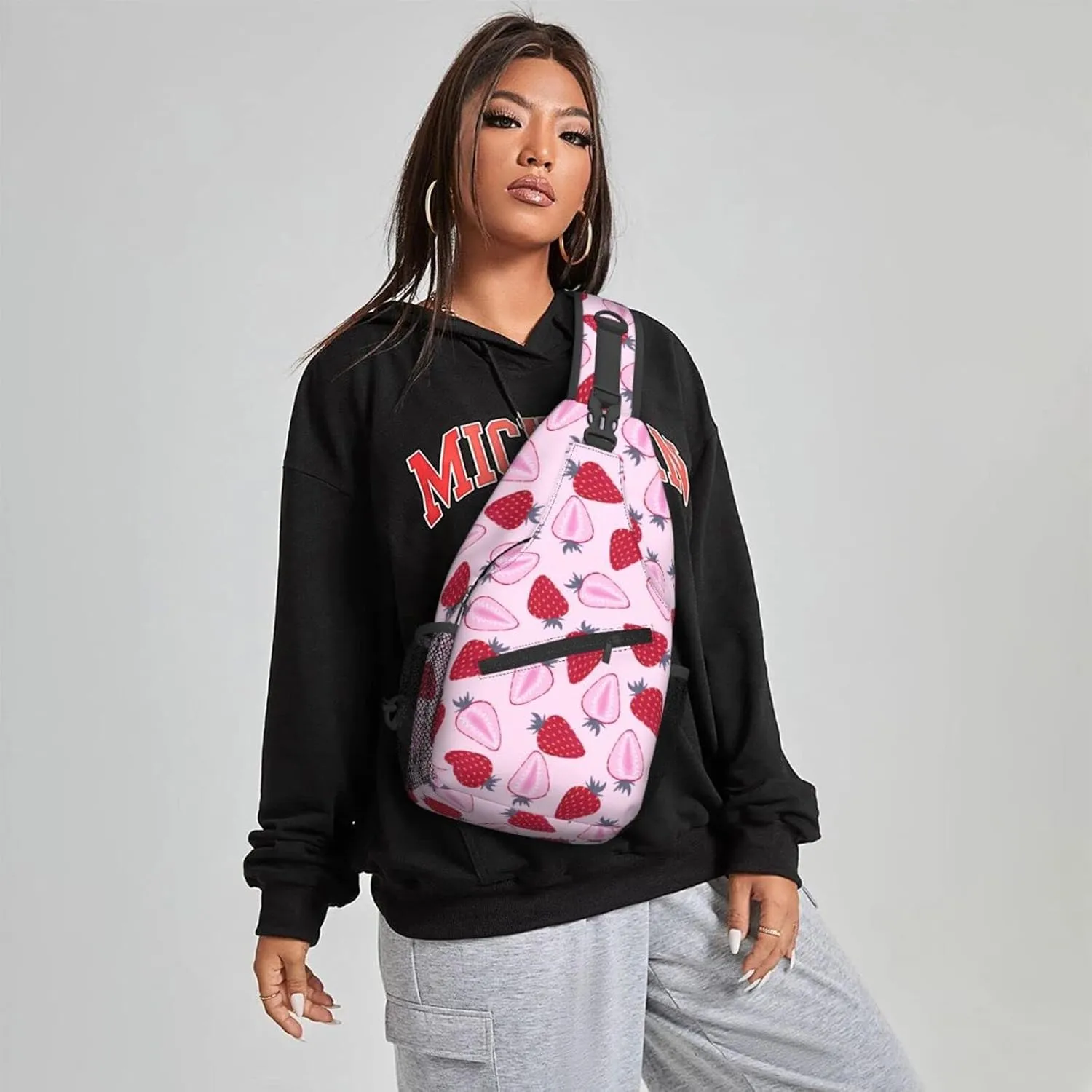 Women Half Strawberry Pattern Fruit Crossbody Sling Backpack for Men Chest Bag Shoulder Bag Lightweight One Strap Backpack Travel Outdoor Daypack